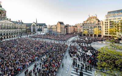 Opgang door Pieter Beerthuizen 4 mei